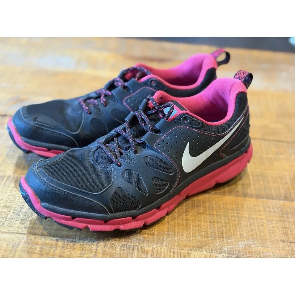 Nike Flex Trail Black/Pink Running Athletic Shoes | Women's Size 8 Colorful